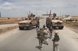 clip xe boc thep nga bat ngo chan xe quan su my tai syria de dau vo mom