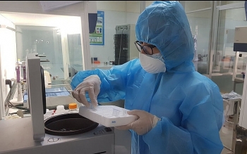 bo y te benh nhan covid 19 o da nang nhiem chung virus moi chua tung ton tai o viet nam