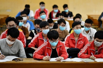 Nhiều trường yêu cầu sinh viên tự cách ly 14 ngày khi về từ Đà Nẵng
