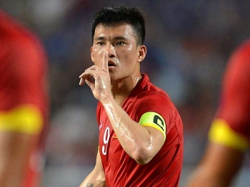 Tin tức bóng đá Việt Nam hôm nay (3/8/2020): Công Vinh lọt top 5 ĐNA, Văn Hậu về Việt Nam