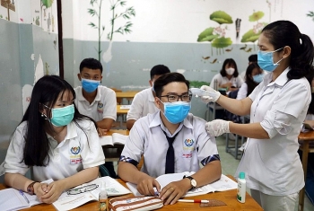 Thi tốt nghiệp THPT 2020: Hà Nội sẽ bố trí xe y tế đưa đón thí sinh F1 tới nơi thi cách ly