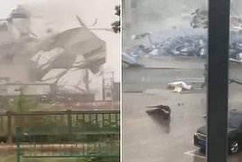 Clip: Hãi hùng bão nhiệt đới Mekkhala thổi bay một góc nhà máy ở Trung Quốc