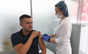 Nga sẽ tiêm vaccine ngừa COVID-19 hàng loạt trong vòng một tháng tới