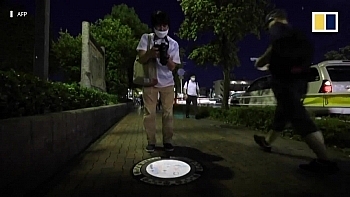 Clip: Những chiếc nắp cống phát sáng chống tội phạm của Nhật Bản