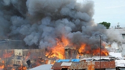 Video: Máy bay lao xuống khu nghỉ dưỡng bốc cháy ở Philippines khiến 9 người thiệt mạng