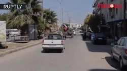 Video: Quân cảnh Nga ùn ùn áp sát biên giới Syria - Thổ Nhĩ Kỳ