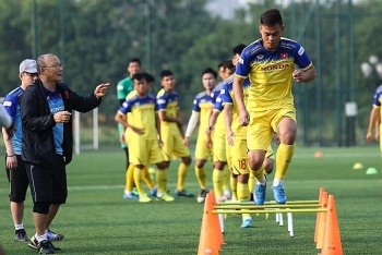 thay park khang dinh mat san co nhan tao khong can noi u22 viet nam ghi ban vao luoi u22 campuchia