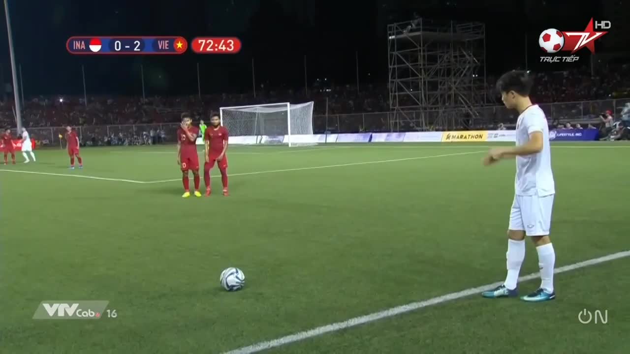 video van hau lap cu dup giup u22 viet nam nang ti so 3 0 truoc u22 indonesia
