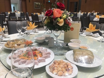 mon an dam vi dan toc trong tiec chieu dai u22 viet nam va tuyen bong da nu