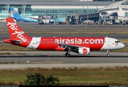 Vì sao máy bay của AirAsia hạ cánh khẩn cấp xuống sân bay Tân Sơn Nhất?
