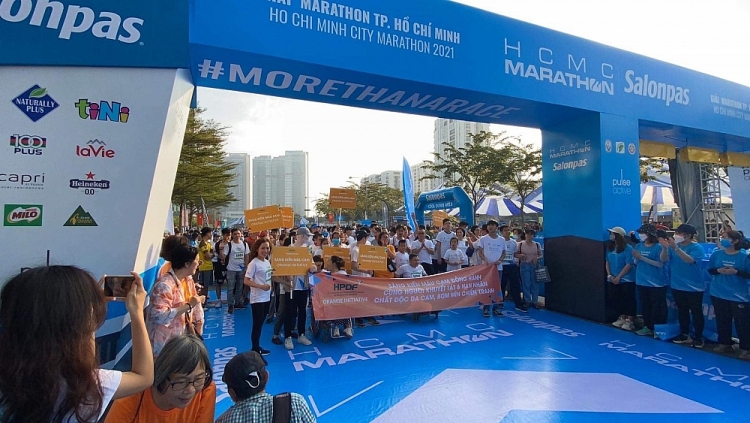 Hơn 10.000 người tham gia HCMC Marathon - giải việt dã ủng hộ người khuyết tật, nạn nhân chất độc da cam và nạn nhân bom mìn chiến tranh