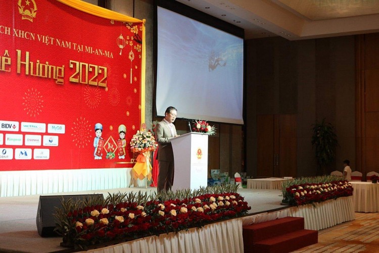 Đại sứ Việt Nam tại Myanmar Lý Quốc Tuấn phát biểu tại chương trình Xuân Quê hương 2022