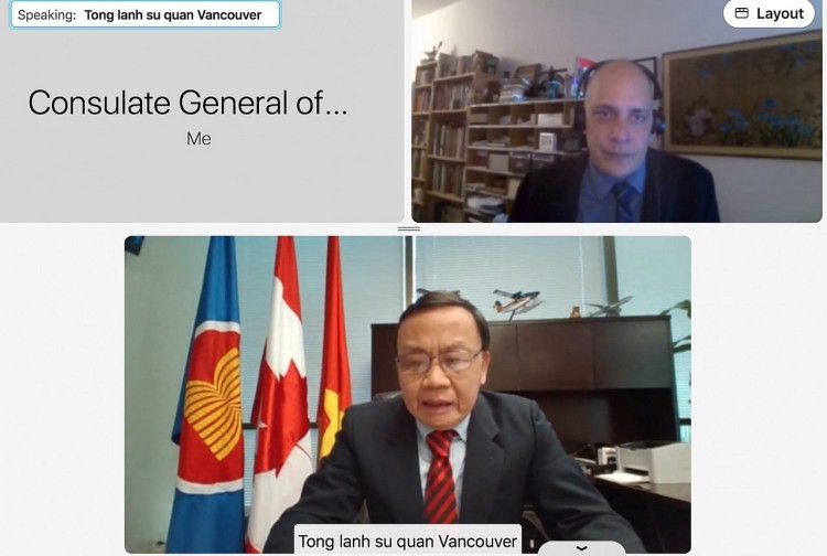 Tổng Lãnh sự Việt Nam tại Vancouver (Canada) Nguyễn Quang Trung đã gặp gỡ, làm việc trực tuyến với ông Pete Fry, Phó Thị trưởng thành phố Vancouver