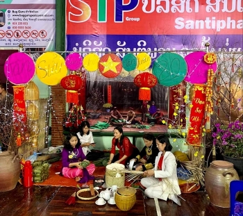 Cộng đồng người Việt tại Lào đón Tết cổ truyền Tân Sửu gọn nhẹ, bảo đảm an toàn