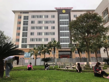 Lưu học sinh Lào đăng ký tham gia đội tình nguyện viên chống dịch ở Hải Dương Lưu học sinh Lào đăng ký tham gia đội tình nguyện viên chống dịch ở Hải Dương