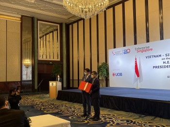 Hội Hữu nghị Việt Nam – Singapore ký kết Bản ghi nhớ với SMF và Ý định thư với SIF Hội Hữu nghị Việt Nam – Singapore ký kết Bản ghi nhớ với SMF và Ý định thư với SIF