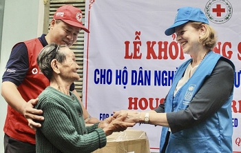 UNDP viện trợ 4 tỷ đồng khắc phục hậu quả thiên tai ở Quảng Ngãi UNDP viện trợ 4 tỷ đồng khắc phục hậu quả thiên tai ở Quảng Ngãi
