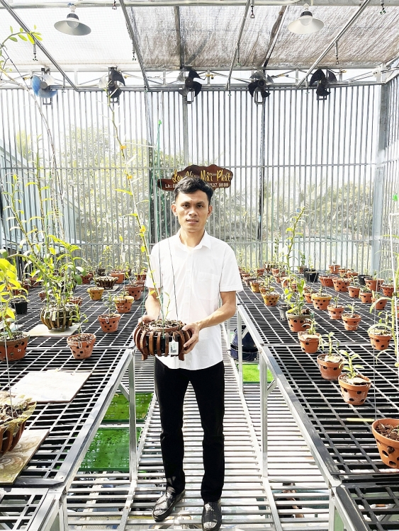 Trần Khánh Mãi: Chàng trai sở hữu vườn lan giá trị nhờ theo đuổi đam mê