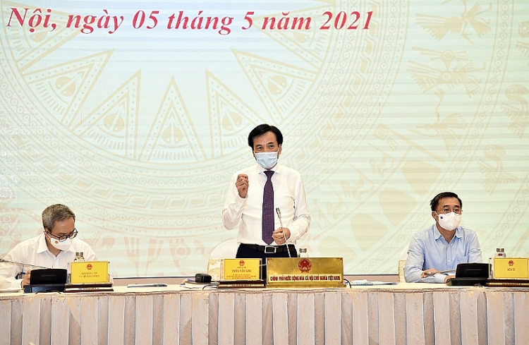 Bộ trưởng, Chủ nhiệm VPCP Trần Văn Sơn phát biểu tại họp báo. Ảnh: VGP