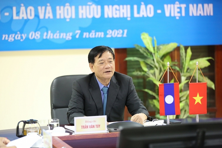 Hội nghị trực tuyến giữa Hội hữu nghị hai nước Việt Nam - Lào: Nhiều hoạt động thiết trực triển khai trong năm 2022