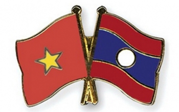 Báo Lào: Quan hệ đoàn kết đặc biệt và hợp tác toàn diện Lào - Việt Nam ngày càng gắn bó