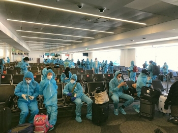 Thêm 1 chuyến bay đưa hơn 340 công dân Việt Nam từ Australia về nước an toàn