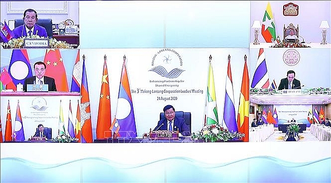 1121 vna potal prime minister takes part in mekong lancang cooperation leadersy meeting 111335327 stand