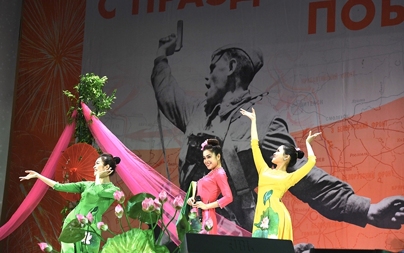 Tiếng hát Việt ghi dấu ấn tại Liên hoan “Tình bạn không biên giới”