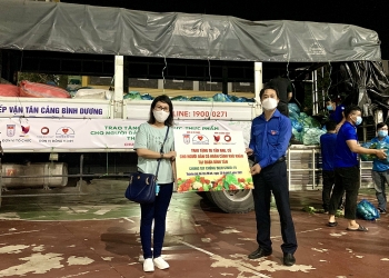 HUFO hỗ trợ người dân TP.HCM và lưu học sinh Lào, Campuchia chống dịch COVID-19