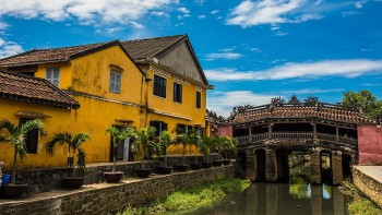 Hội An được vinh danh trong top 15 thành phố du lịch hàng đầu châu Á Hội An được vinh danh trong top 15 thành phố du lịch hàng đầu châu Á