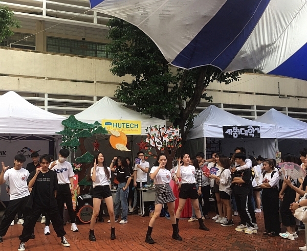Giới trẻ hào hứng tham gia giao lưu văn hóa tại Lễ hội chữ Hàn – Hangeul Festival 2020
