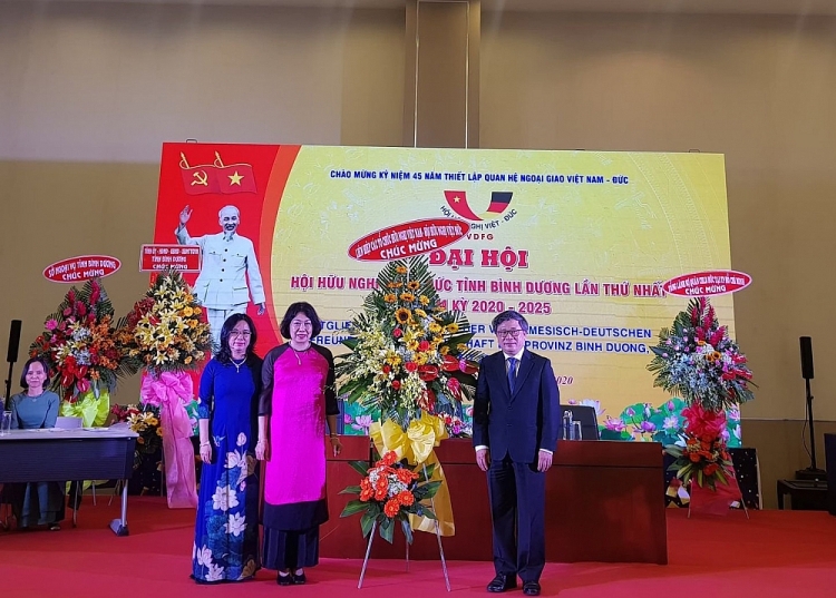 Ông Hà Thúc Viên được bầu là Chủ tịch Hội hữu nghị Việt-Đức tỉnh Bình Dương