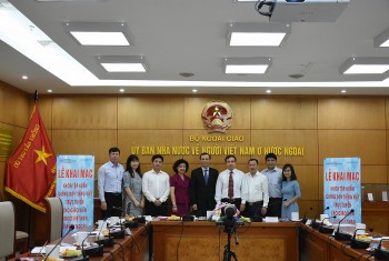 Khai giảng trực tuyến Khóa tập huấn giảng dạy tiếng Việt cho giáo viên Việt Nam ở nước ngoài