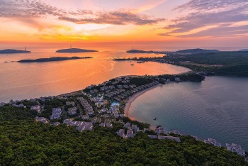 Từ tháng 11/2021, khách du lịch quốc tế đến Việt Nam cần đáp ứng 4 điều kiện Từ tháng 11/2021, khách du lịch quốc tế đến Việt Nam cần đáp ứng 4 điều kiện