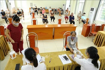 Chính sách bảo hiểm xã hội đóng vai trò quan trọng đảm bảo an sinh xã hội trong bối cảnh COVID-19 Chính sách bảo hiểm xã hội đóng vai trò quan trọng đảm bảo an sinh xã hội trong bối cảnh COVID-19