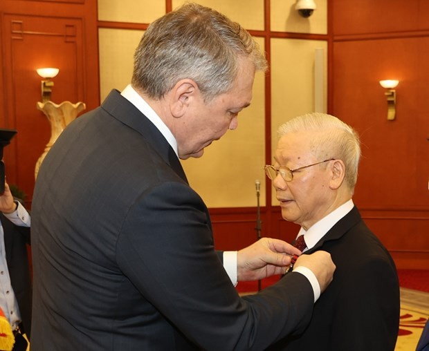 Tổng Bí thư Nguyễn Phú Trọng nhận Giải thưởng Lenin của ĐCS Nga | Chính trị | Vietnam+ (VietnamPlus)