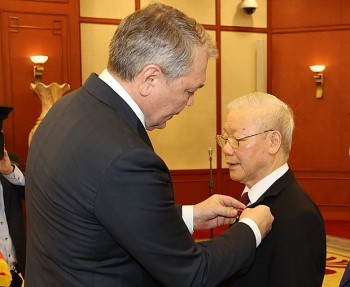 Tổng Bí thư Nguyễn Phú Trọng nhận Giải thưởng Lenin của ĐCS Nga
