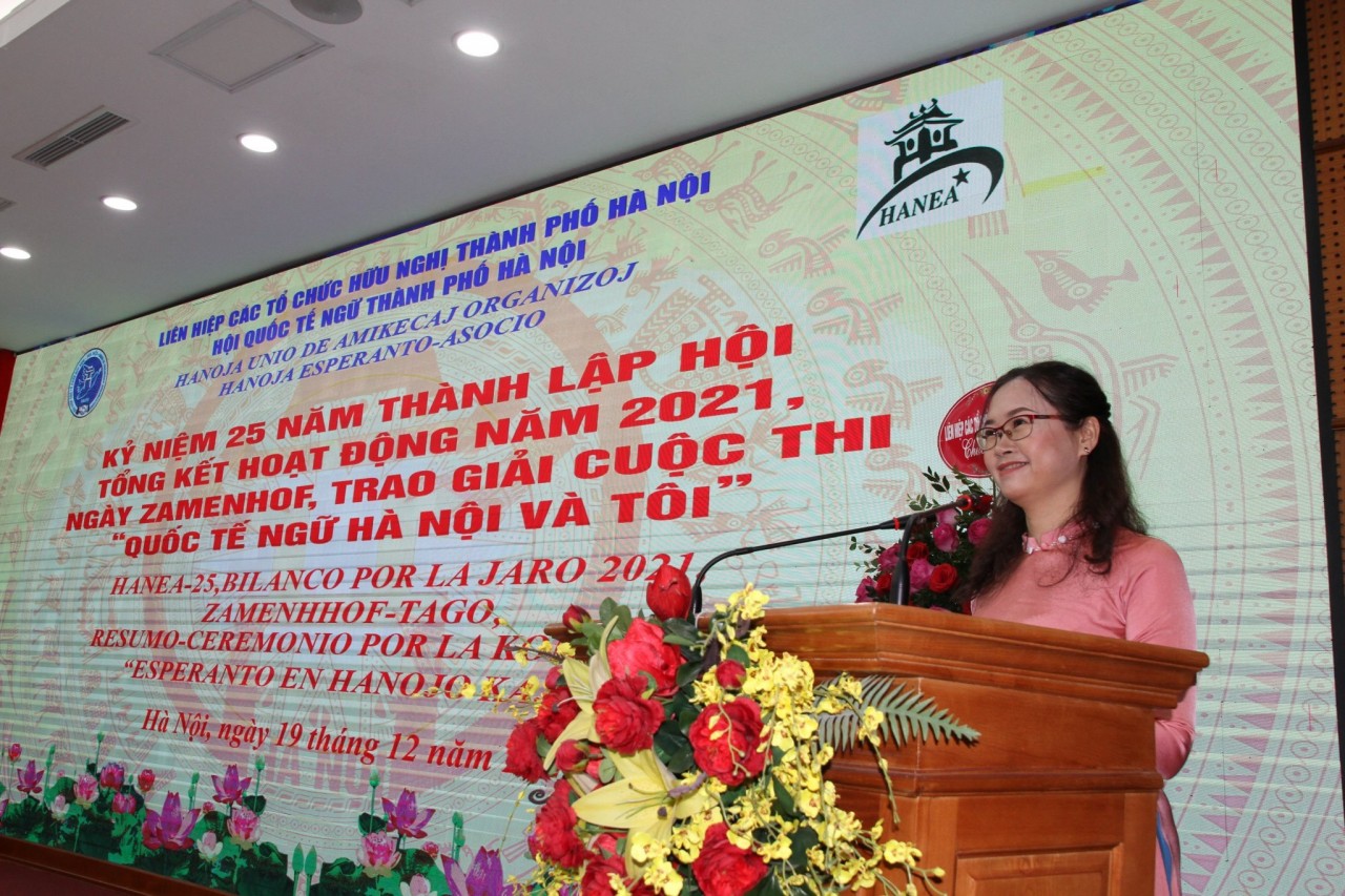 Chủ tịch HANEA Nguyễn Thị Phương Mai phát biểu khai mạc buổi lễ.