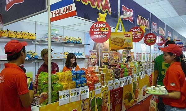 Hiện thực hóa những triển vọng trong hợp tác thương mại, du lịch Việt - Thái hậu COVID-19