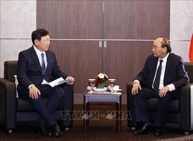 Chủ tịch nước Nguyễn Xuân Phúc tiếp lãnh đạo các tập đoàn lớn của Hàn Quốc