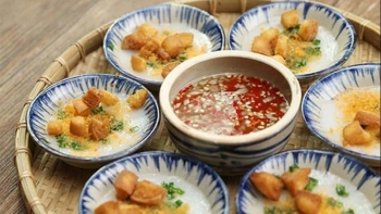 7 đặc sản truyền thống ở Huế khiến du khách say mê