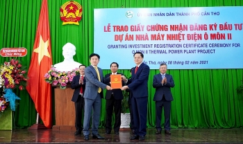 Cần Thơ: Trao Giấy chứng nhận đăng ký đầu tư dự án trị giá 1,3 tỷ USD