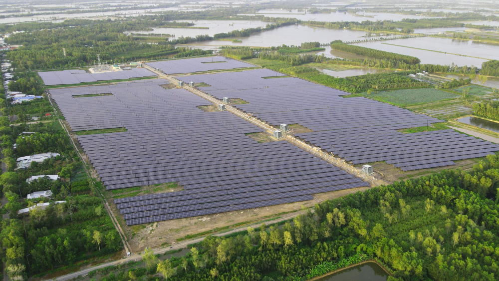 Nhà máy Điện mặt trời đầu tiên tại Hậu Giang đi vào hoạt động