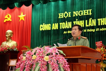 Đại tá Đinh Văn Nơi tiếp tục điều hành Công an tỉnh An Giang