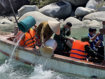 Kiên Giang: Đồn Biên phòng Hòn Sơn cứu hộ thành công tàu cá và ngư dân gặp nạn