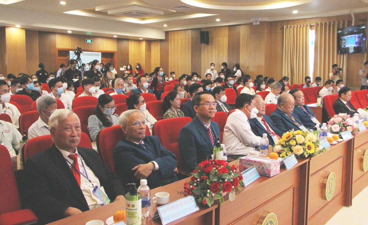 Cần Thơ: Trên 200 chuyên gia trong nước và quốc tế chia sẻ kinh nghiệm quản lý bệnh tim mạch Cần Thơ: Trên 200 chuyên gia trong nước và quốc tế chia sẻ kinh nghiệm quản lý bệnh tim mạch