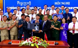 Kiên Giang (Việt Nam) - tỉnh Kép (Campuchia): lập tổ công tác mỗi tỉnh nhằm trao đổi thông tin lẫn nhau
