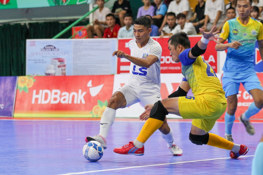 Thắng 9-1 trước Sanvinest Sanna Khánh Hòa, Thái Sơn Nam bảo vệ thành công chức vô địch