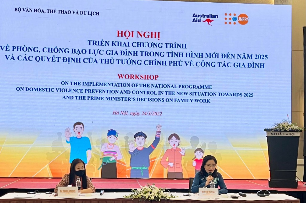 Thứ trưởng Bộ VH-TT-DL Trịnh Thị Thủy chủ trì Hội nghị. Ảnh: Bộ VH-TT-DL