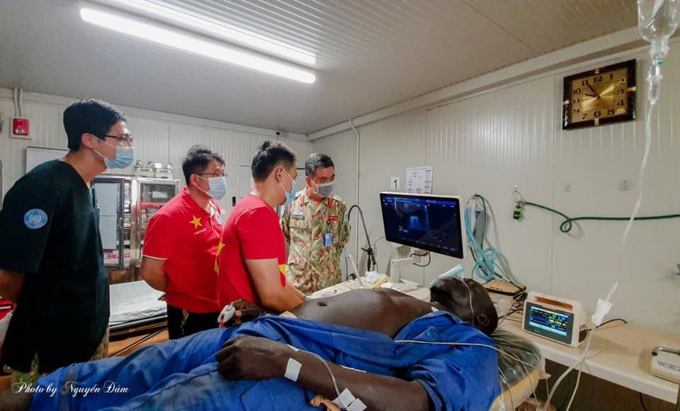 Bác sĩ mũ nồi xanh Việt Nam cấp cứu kịp thời nhân viên Liên hợp quốc bị đột quỵ não